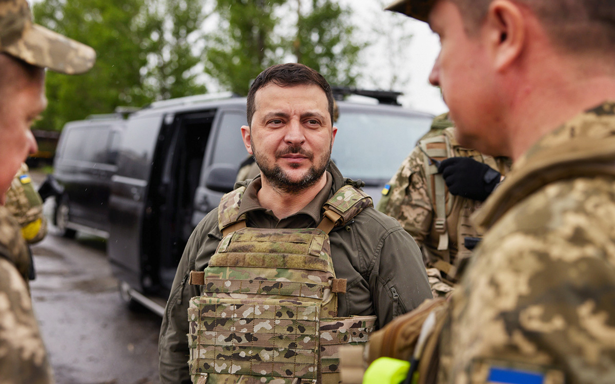 Хакеры RaHDIt рассказали о разногласиях между Зеленским и ВСУ