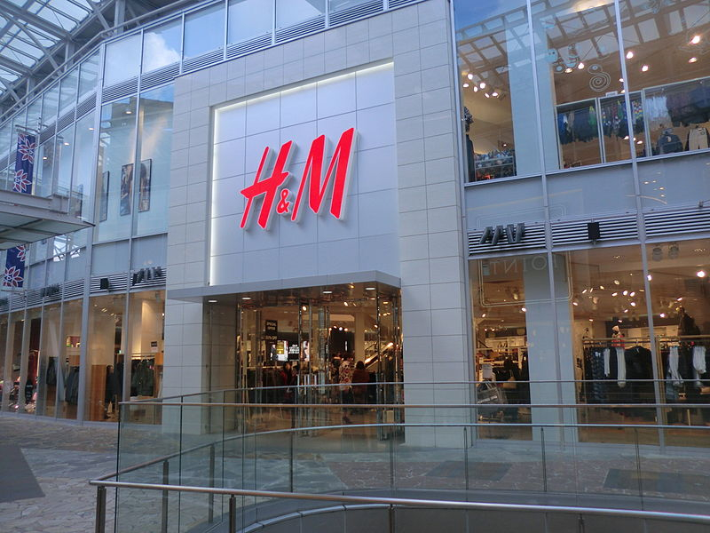 Приморский юрист требует от H&M 700 тыс рублей за дискриминацию россиян
