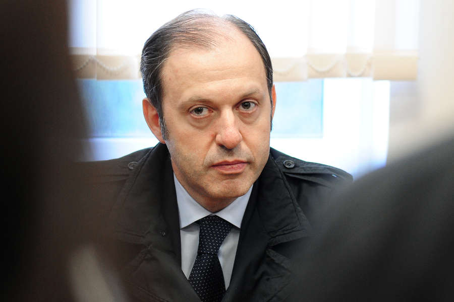 Взятый под стражу экс-глава Росприроднадзора признал вину в хищении 900 млн рублей