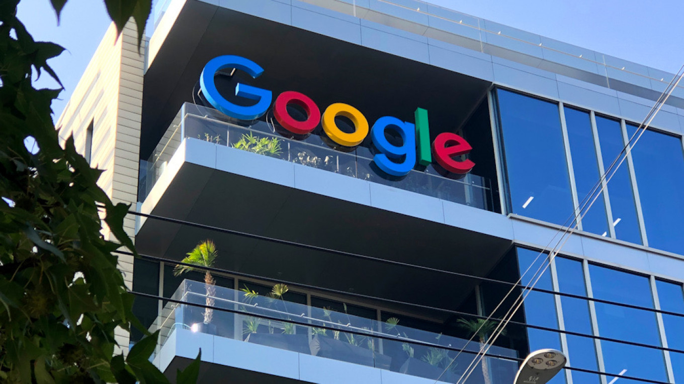 Google отстранила от работы программиста, поверившего в разумность ИИ