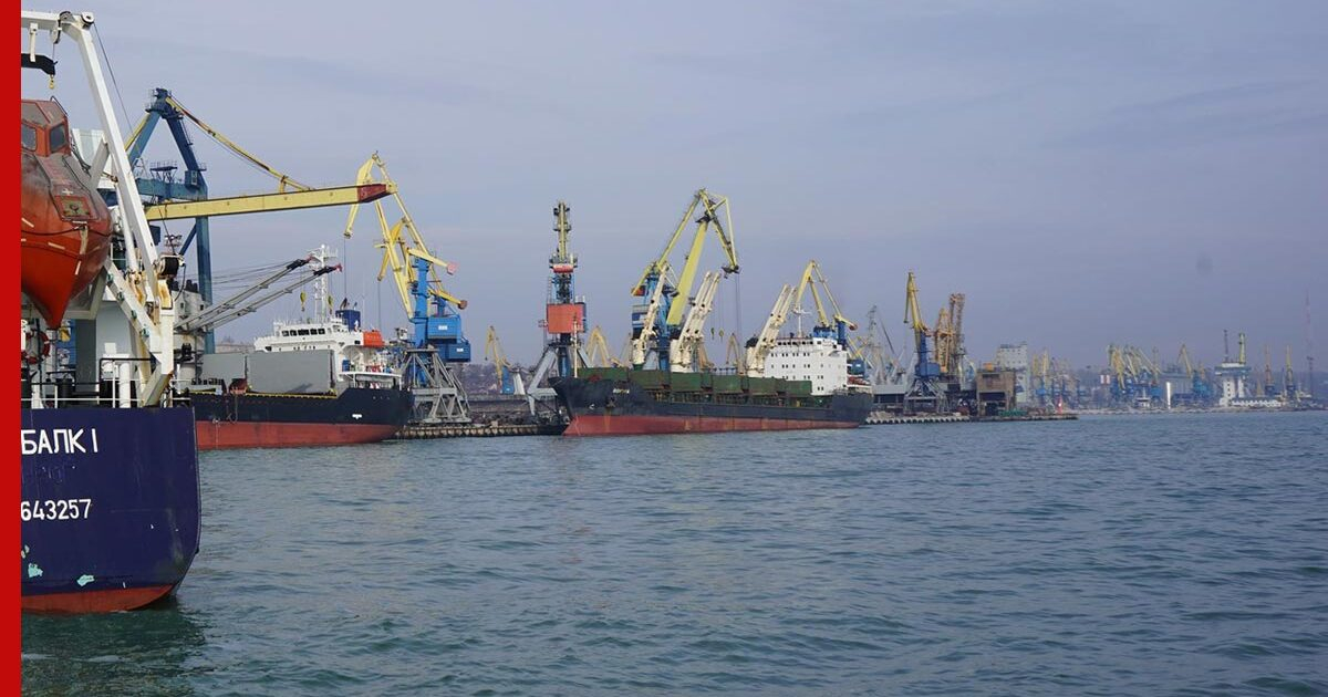 Морской порт Мариуполя заработал в полную силу на экспорт и на импорт