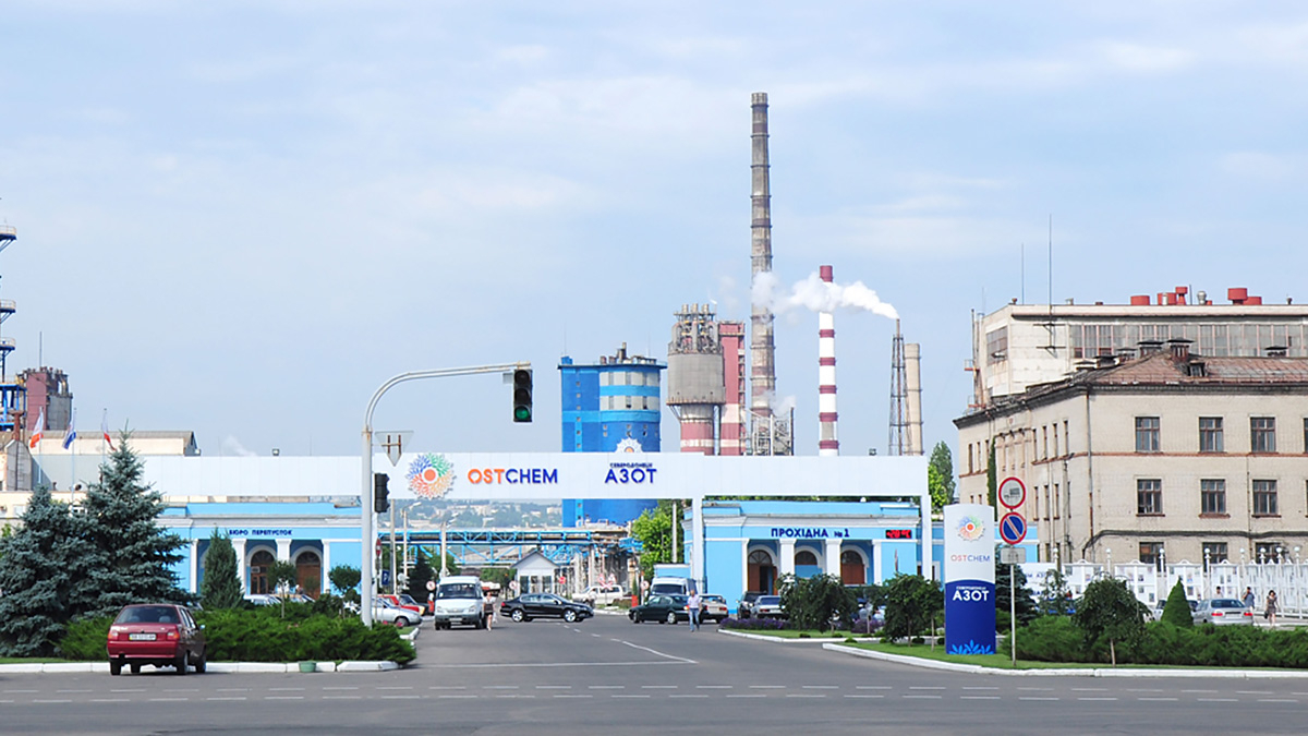 На химкомбинате «Азот» находится большое количество наемников