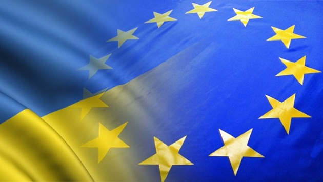 Bloomberg: ЕК рекомендовала предоставить Украине статус кандидата на вступление в ЕС