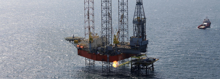 При ударе по «Черноморнефтегазу» двое людей получили ожоги, еще один – осколочное ранение