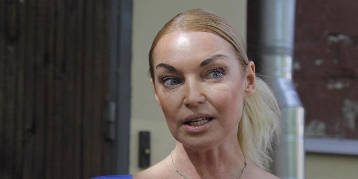 Балерина Анастасия Волочкова призналась, что испытывает стыд за Сергея Лазарева