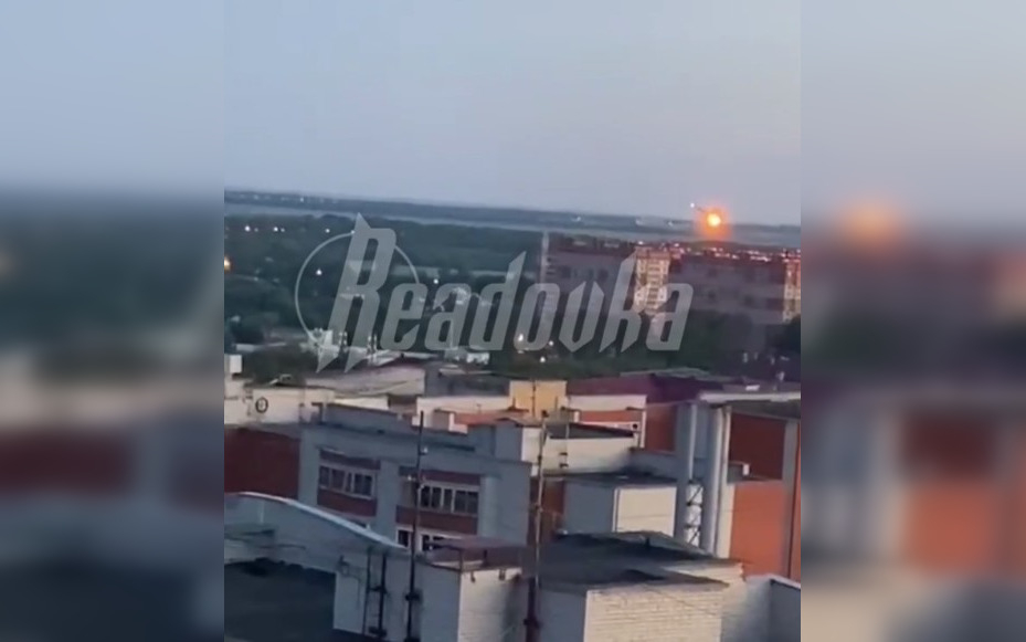Появились новые кадры крушения военно-транспортного самолета