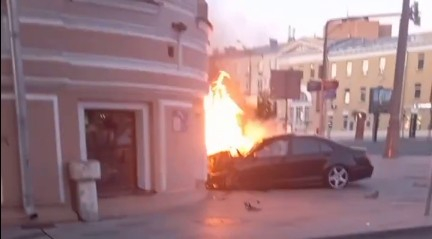 Появились кадры первых минут после ДТП на Садовом кольце