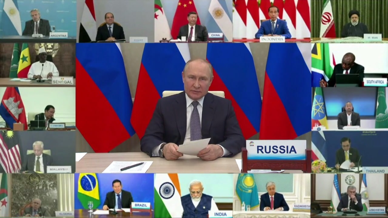 Путин: Россия не препятствует вывозу зерна
