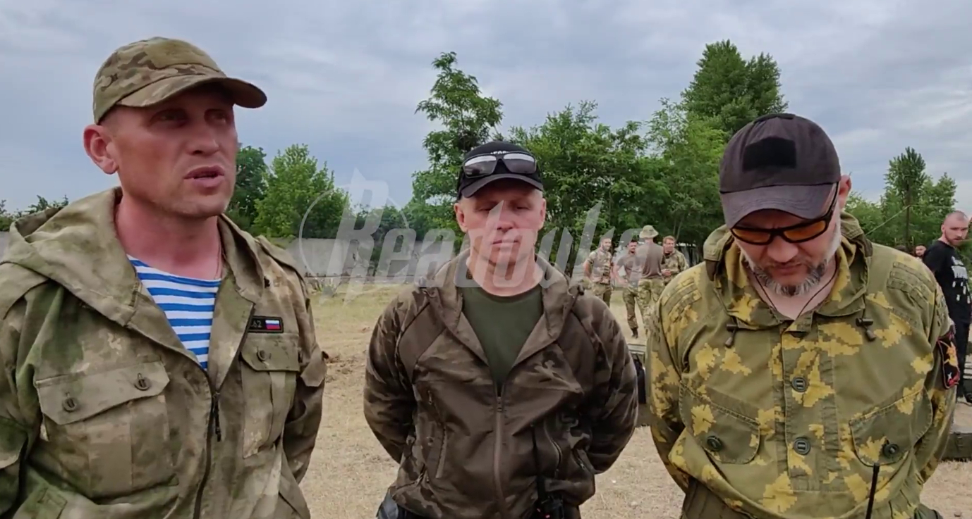 Земляки легендарного комбата ДНР «Моторолы» приехали с гуманитарным грузом в Донецк