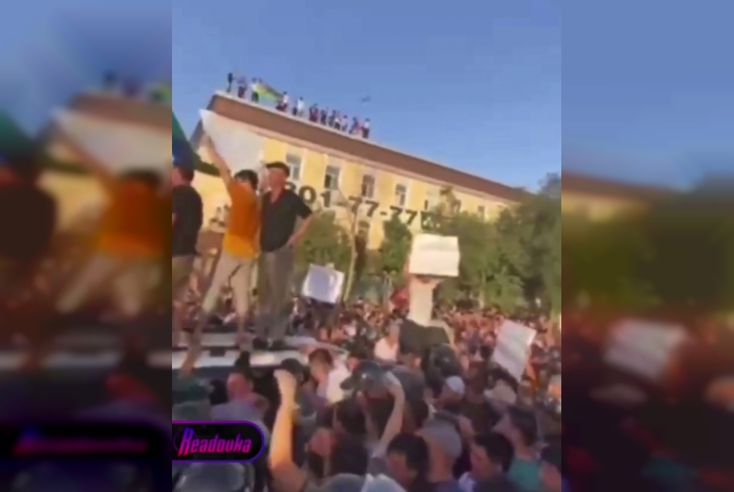 Тысячи жителей республики Каракалпакстан протестуют из-за конституционной реформы