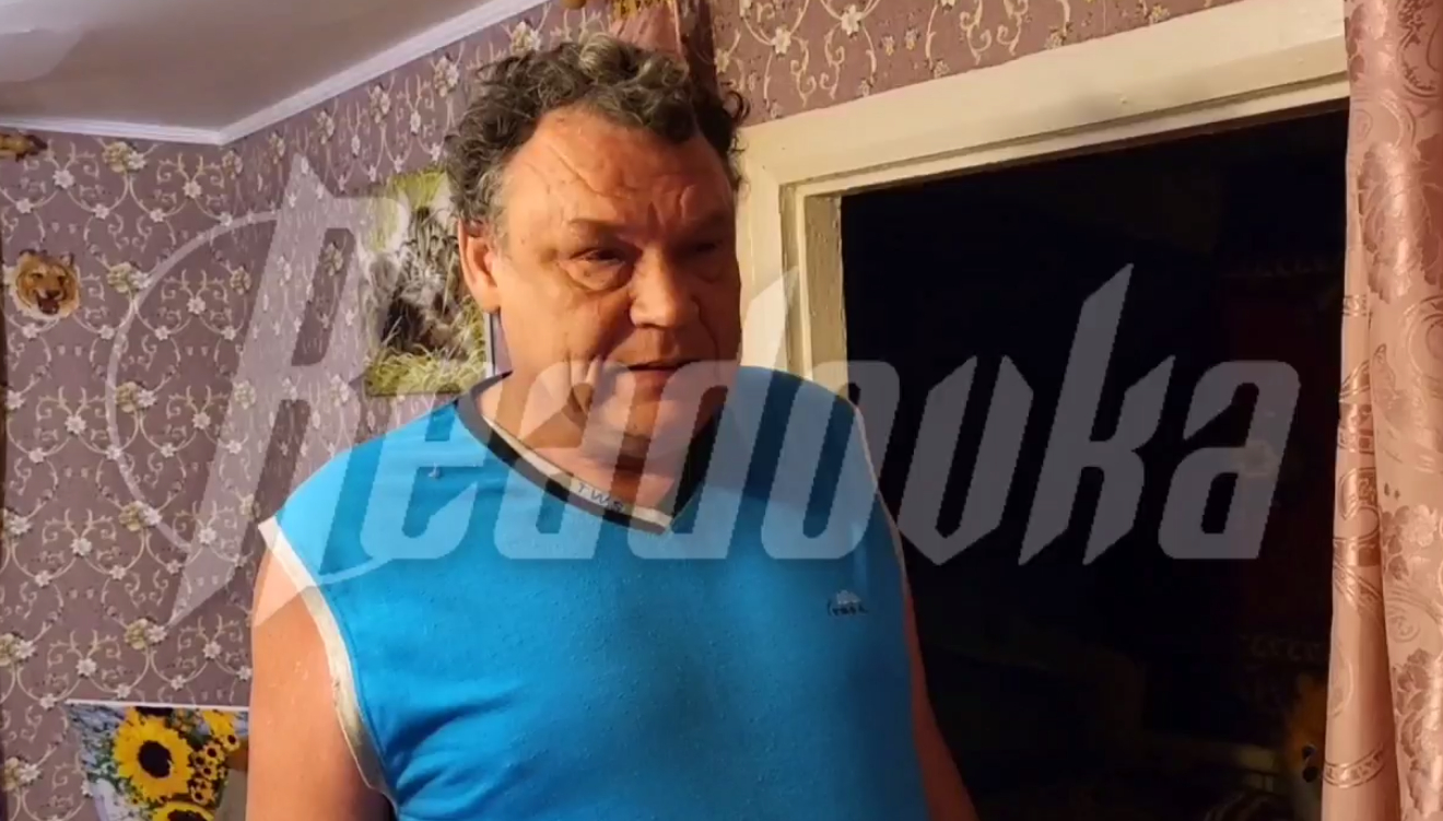 Пострадавшие от обстрелов Белгорода показали повреждения домов корреспонденту Readovka