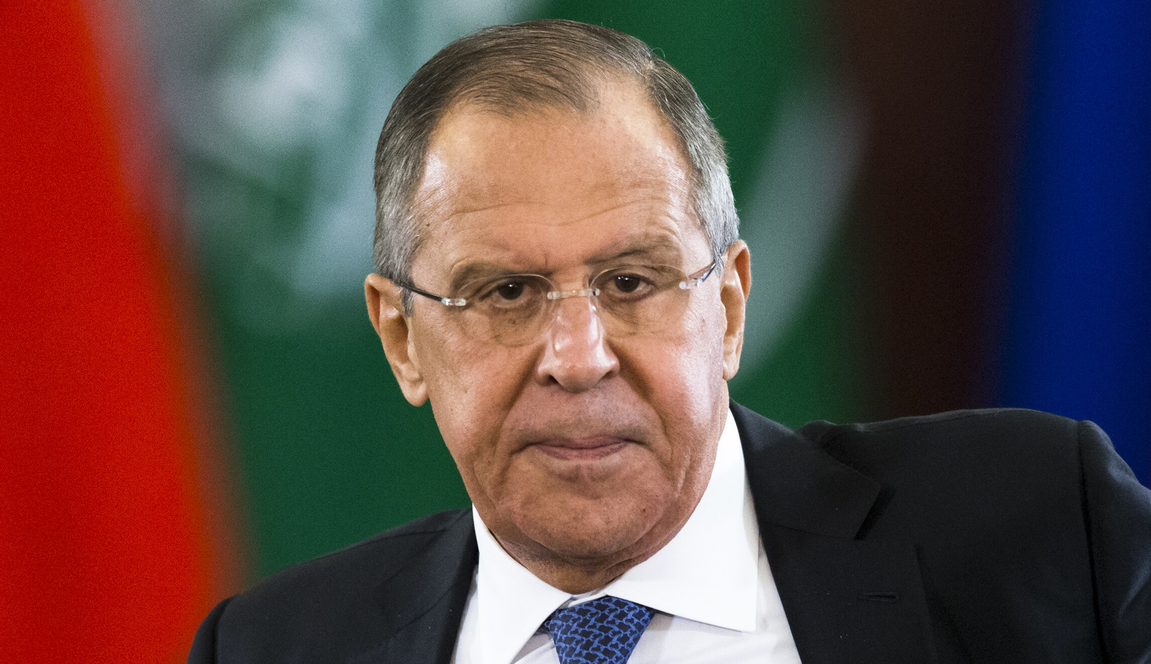 Лавров: после высылки дипломатов работа посольства РФ в Болгарии продолжаться не может