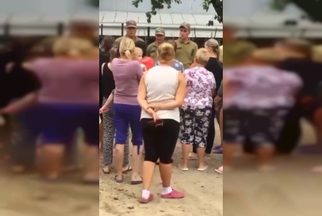 В Закарпатье женщины взбунтовались против отправки на фронт мужей и сыновей