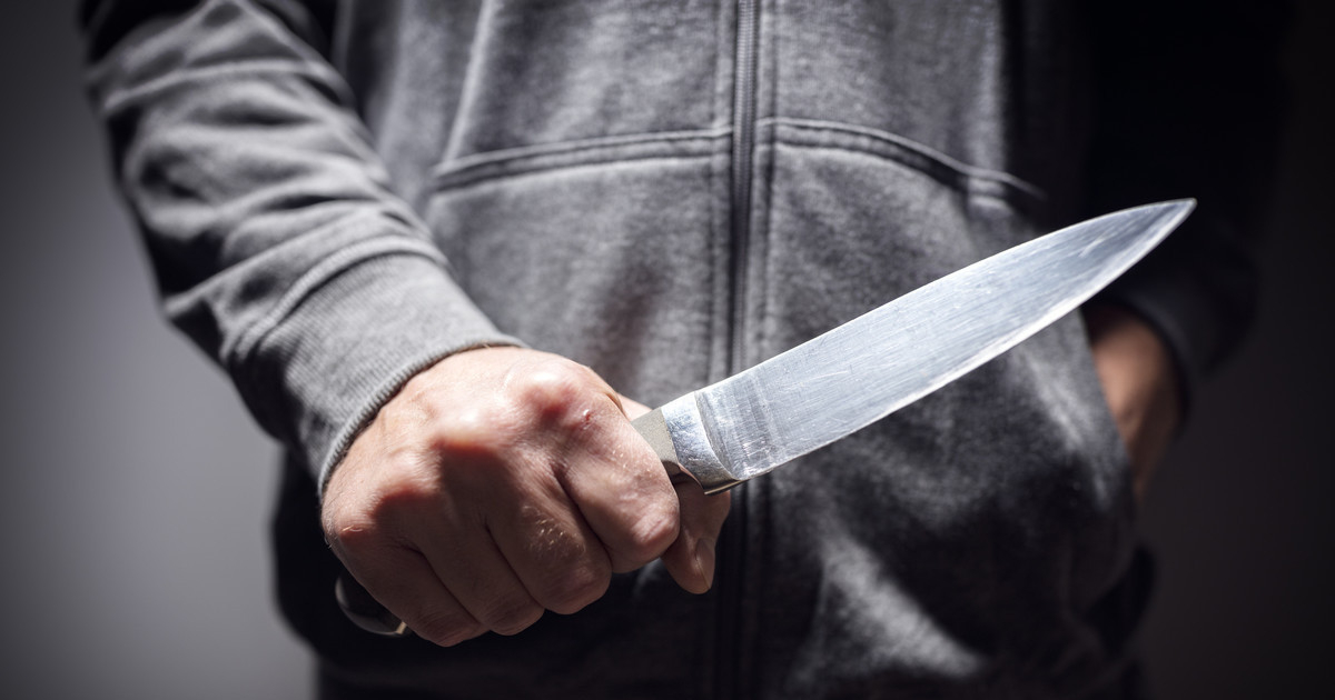 В Шанхае маньяк с ножом напал на детскую больницу