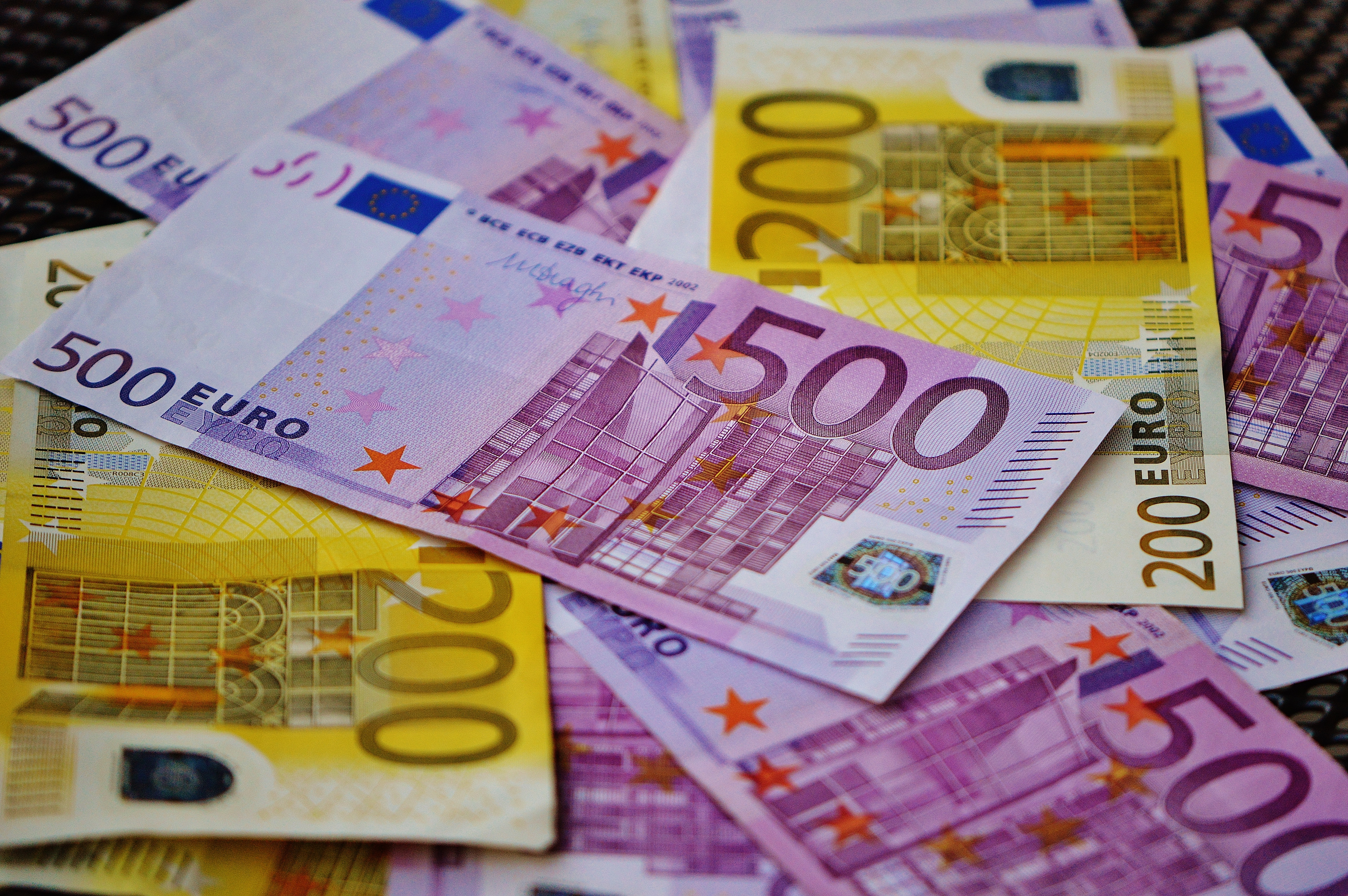 Больше месяца Германия блокирует пакет помощи ЕС Украине на 9 млрд евро