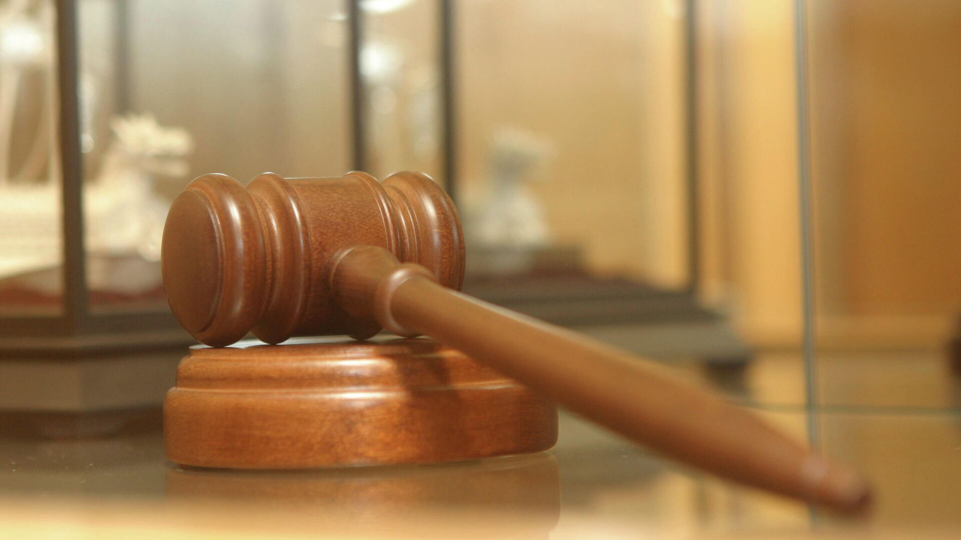 Суд Москвы оштрафовал три компании за отказ локализовать данные россиян