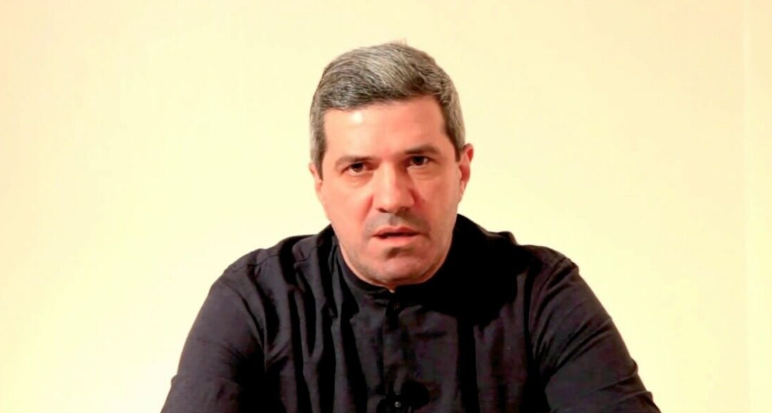 Шахназаров заявил, что не понимает, как Макаревич вел передачу «Смак»