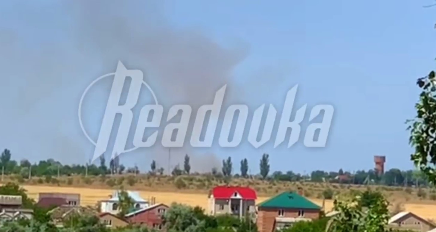 В Херсоне слышны взрывы в районе Чернобаевки