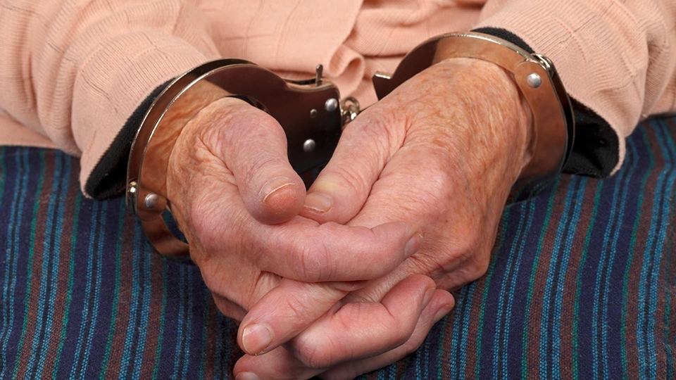 Последние минуты жизни мужчины, которого зарезала 60-летняя жительница Ачинска
