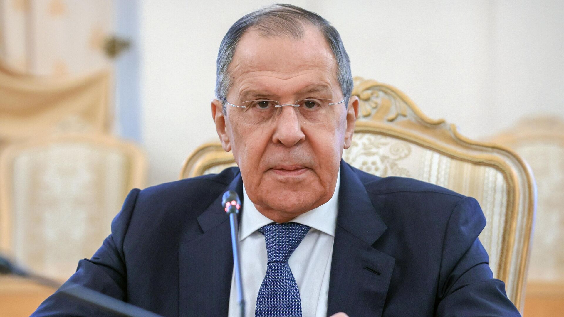 Лавров: вести переговоры с Украиной нет смысла