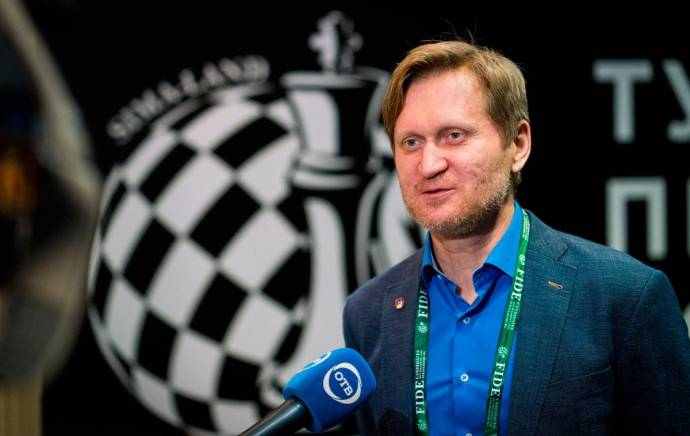Российский Андрей Рожков рассказал запрещенную шутку про телеведущего КВН Александра Маслякова