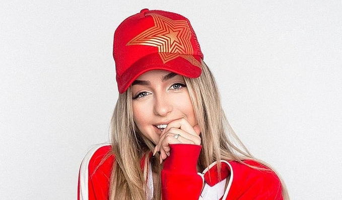 Мари Краймбрери рассказала о беременности