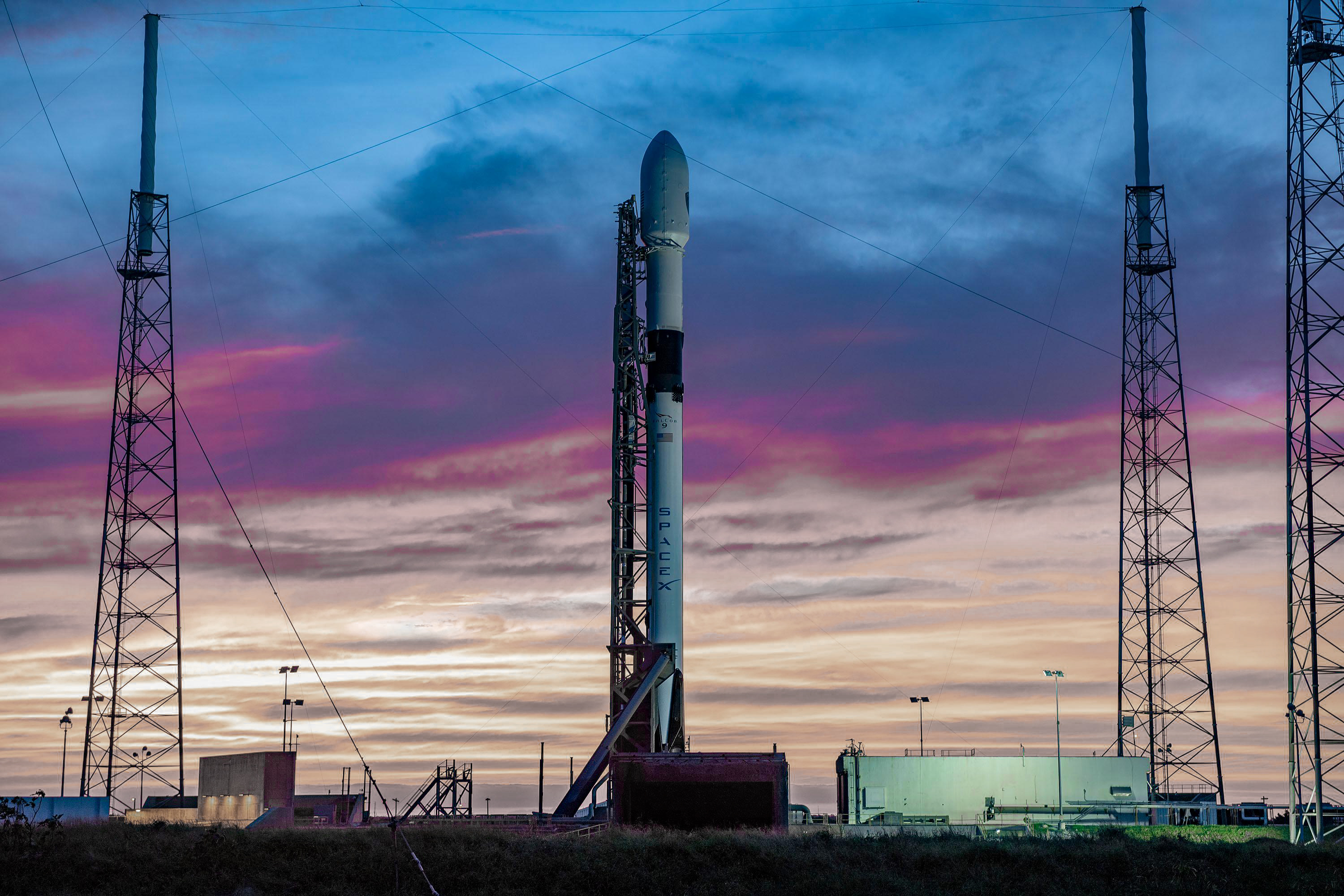 Компания SpaceX Илона Маска отменила запуск ракеты за 46 секунд до старта