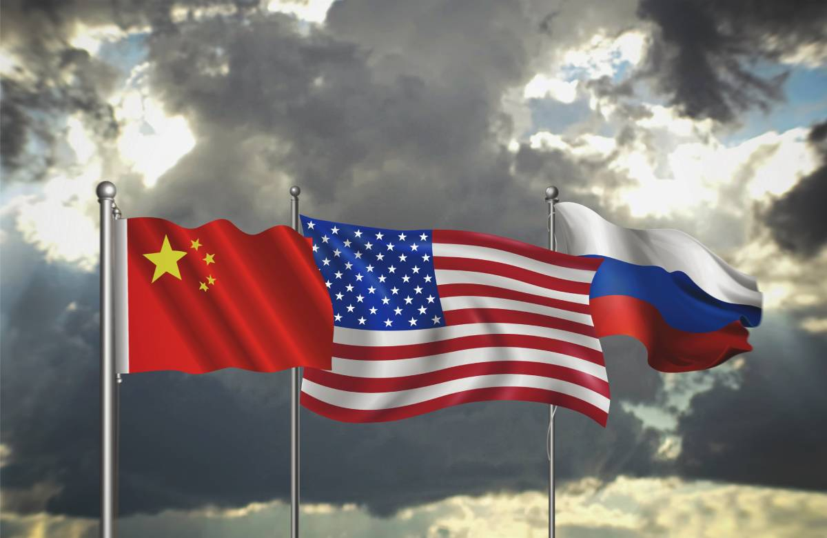 МИД КНР недоволен намерениями США ограничить поставки нефти из РФ в Китай