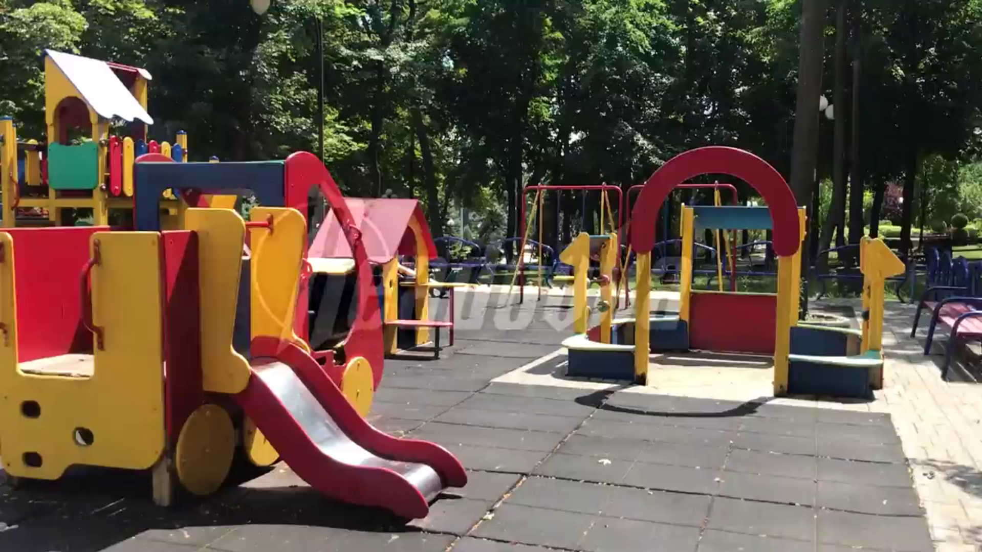ВСУ вновь обстреляли центр Донецка