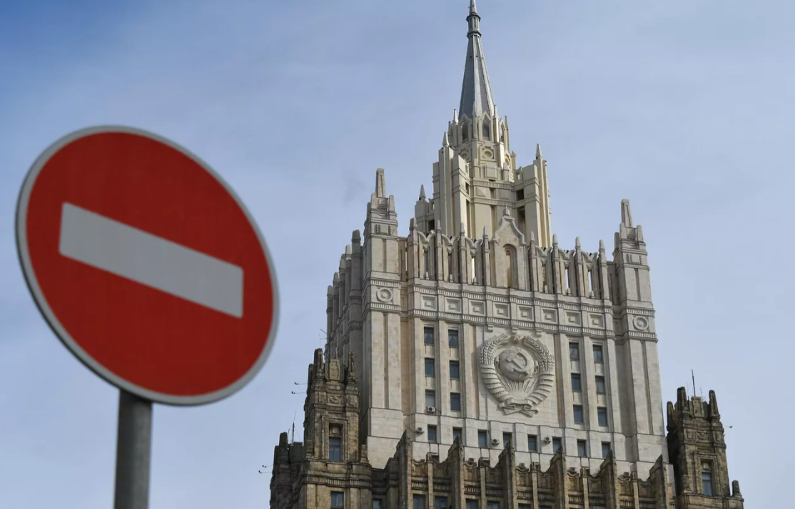 МИД вручил ноту протеста временной поверенной в делах Латвии из-за давления на россиян