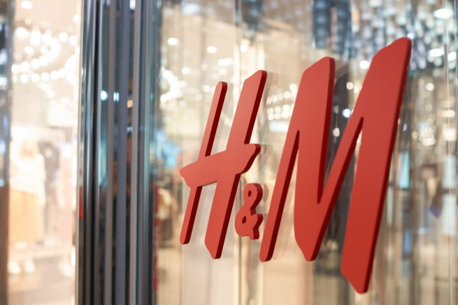 H&M продает свой бизнес в России