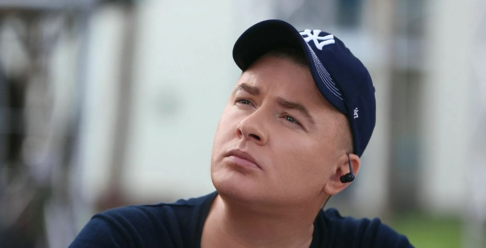 Депутат Роман Худяков попросил сограждан не приглашать на корпоративы Данилко