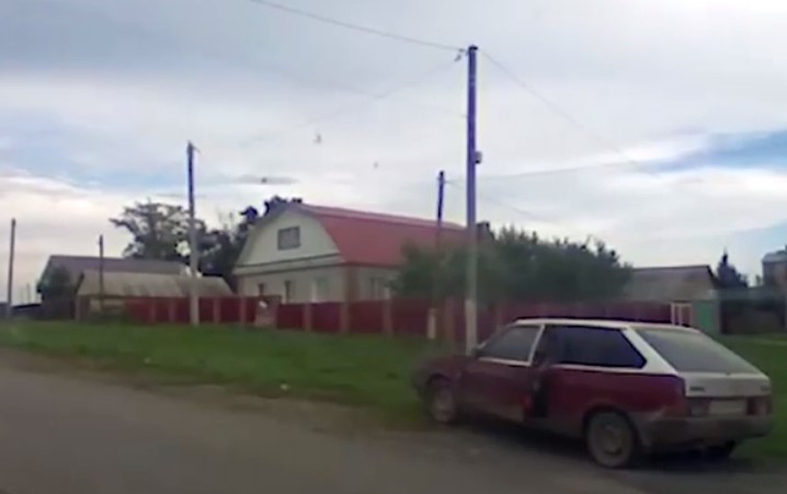 В Чувашии пьяный водитель облил сотрудников ГИБДД бензином и поджег