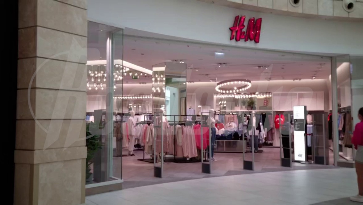 В московских ТЦ «Авиапарк» и «Метрополис» открылись магазины H&M
