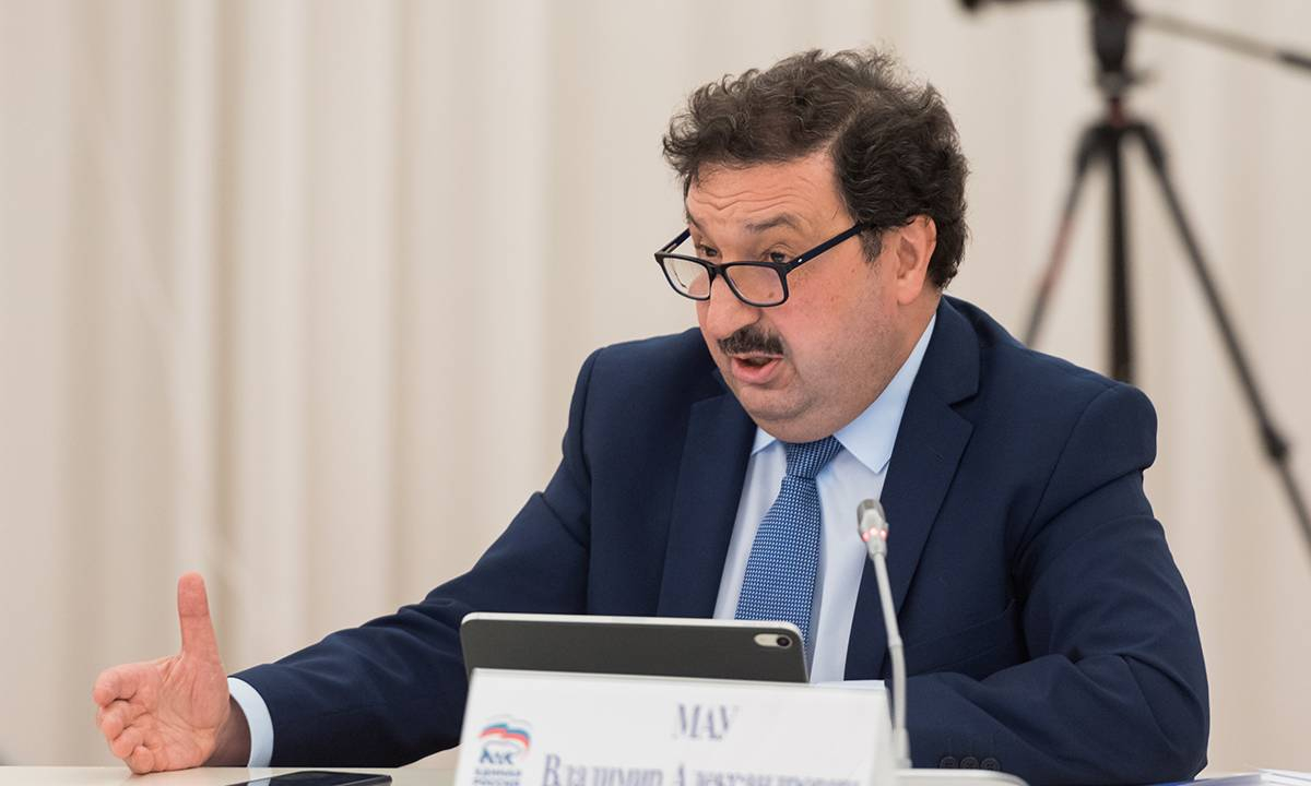 Ректор РАНХиГС Владимир Мау вышел из-под домашнего ареста