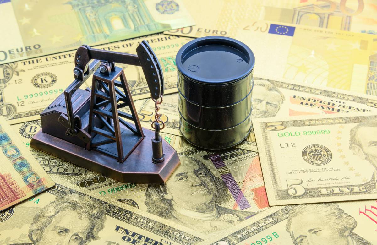 Нефть марки WTI стоит ниже 90 долларов за баррель