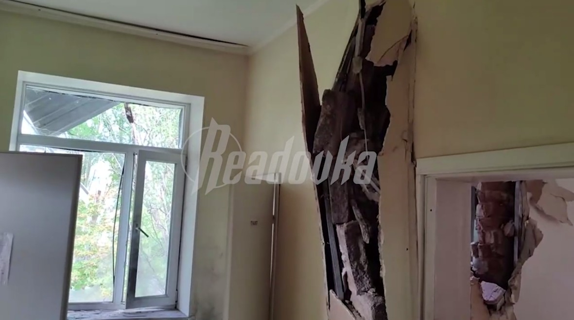 При обстреле ВСУ роддома в Донецке пострадали три человека
