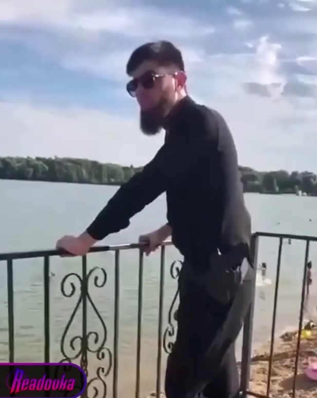 Чеченец заставил извиняться за снятое видео в Строгино стороннего человека
