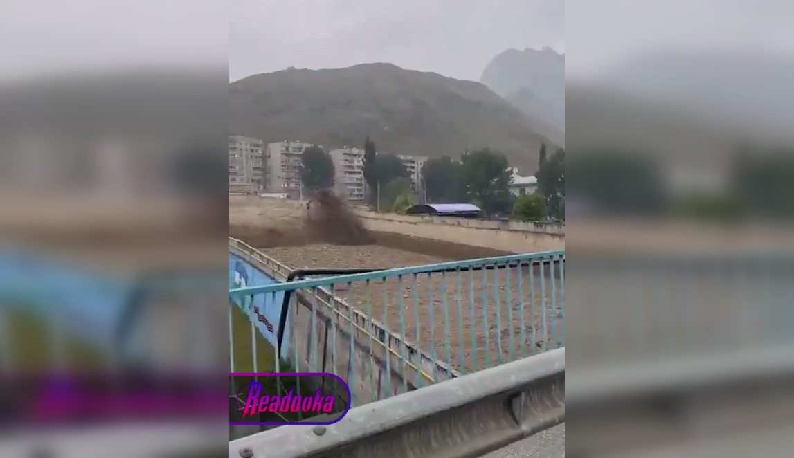 На федеральную трассу в Кабардино-Балкарии сошел селевой поток