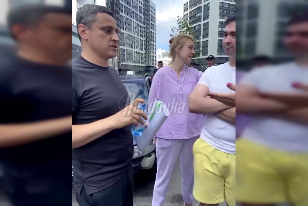 В Ленобласти жильцы одного из домов в Мурино борются против рейдерского захвата
