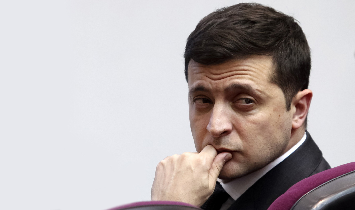 Зеленский требует запретить россиянам въезд на территории стран Евросоюза