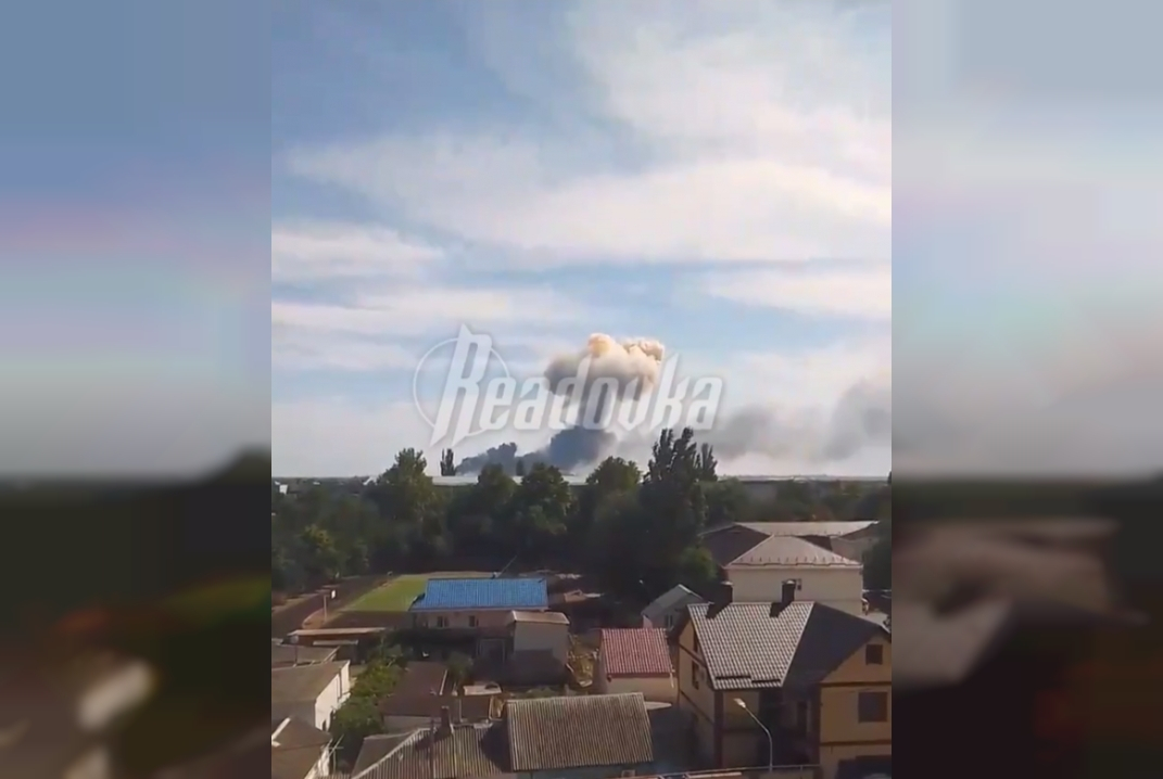 В результате взрывов в Крыму погиб один человек