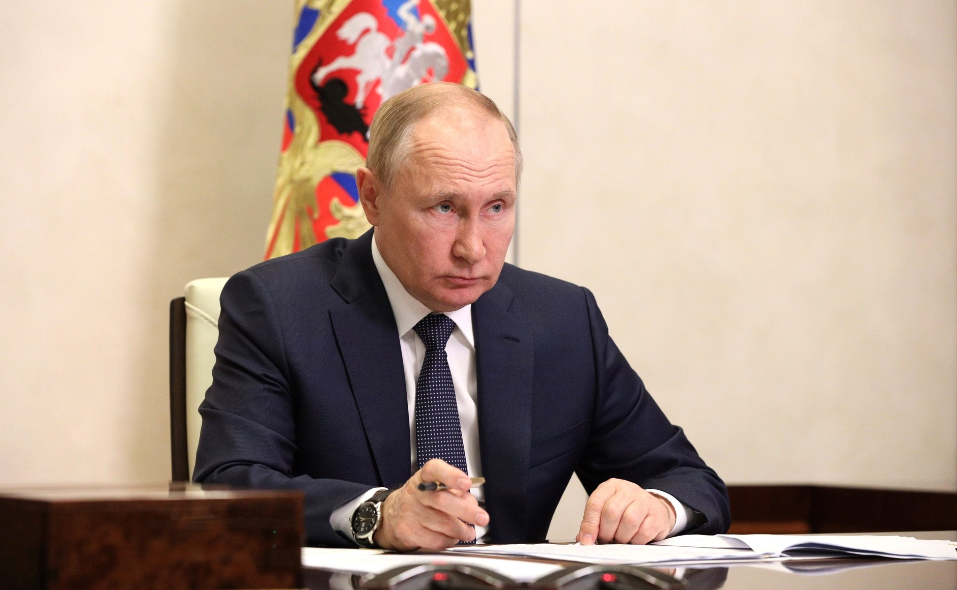 Президент РФ считает, что Запад уготовил народу Украины судьбу пушечного мяса
