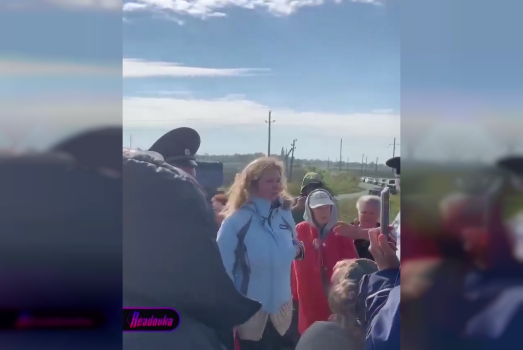 В Краснодарском крае активисты с самого утра перекрыли дорогу к свалке