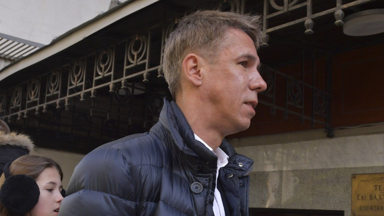 Актер Алексей Панин опроверг возвращение в Россию и признался в проблемах со здоровьем