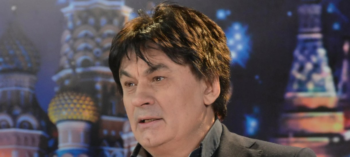 Пиар-директор Александра Серова рассказал, что случилось с певцом в Кремле