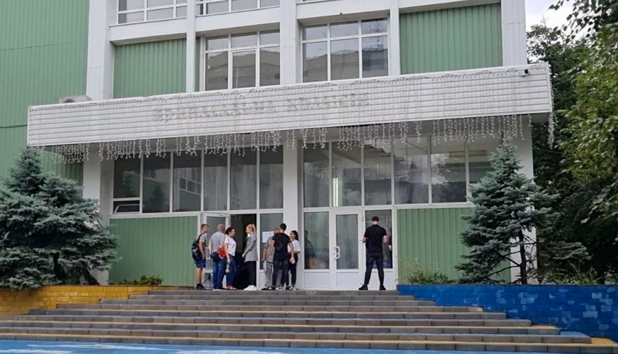 Ректор Херсонского госуниверситета в больнице, ее жизни ничего не угрожает