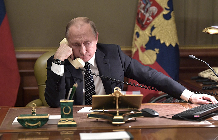 Владимир Путин провел телефонные переговоры с президентами Киргизии и Таджикистана