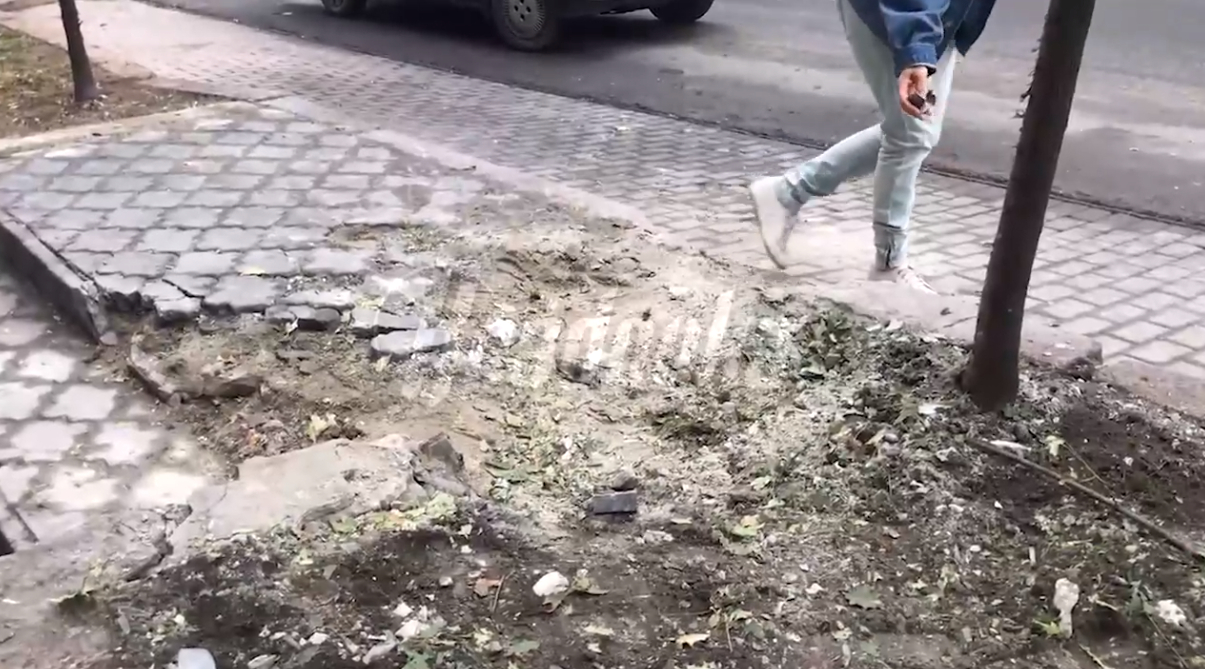 Донецк с утра подвергся обстрелу