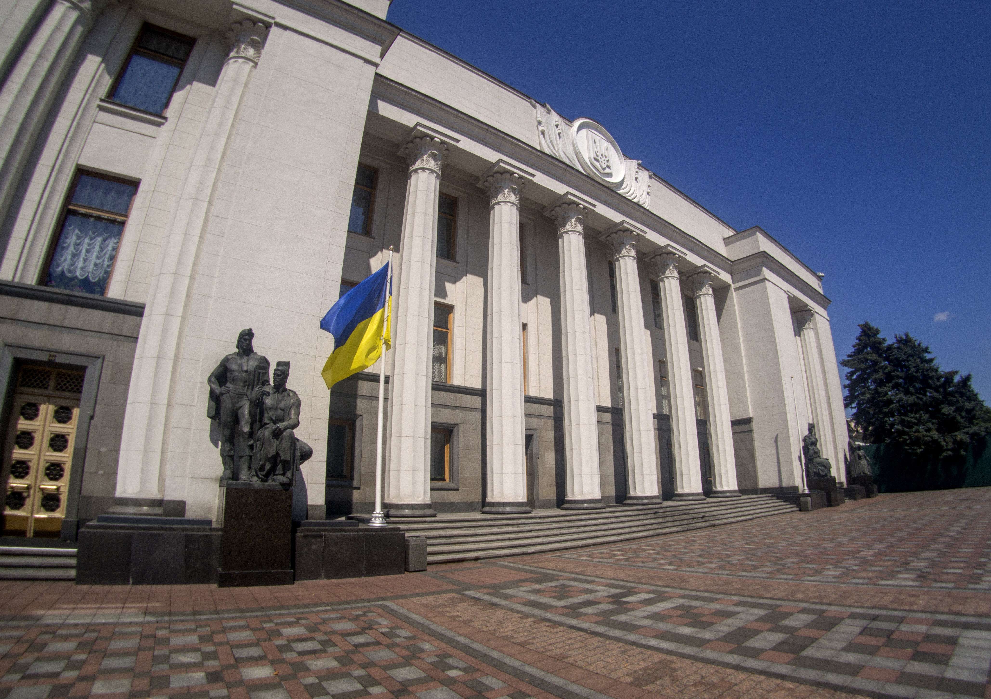 Киев заявил, что иностранные наблюдатели на референдумах будут объявлены в розыск